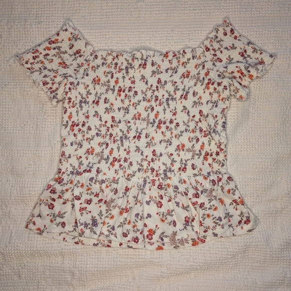 American Eagle║Smocked Ruffle Floral Top║Size S - Picture 2 of 3